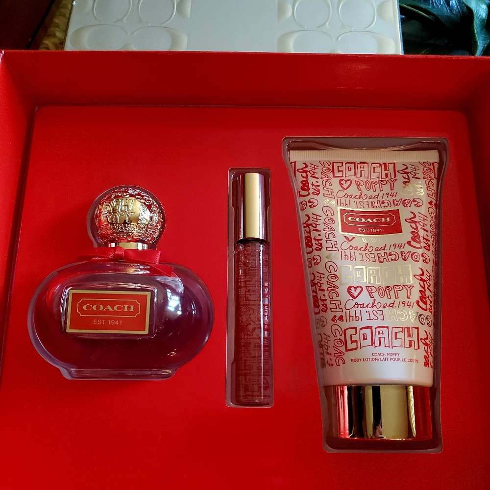 Coach Poppy Parfum Gift Set